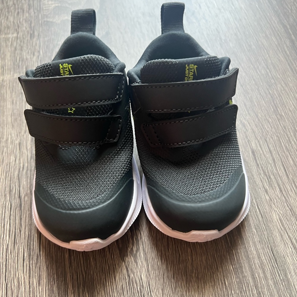 Baby/Toddler Black Sneakers